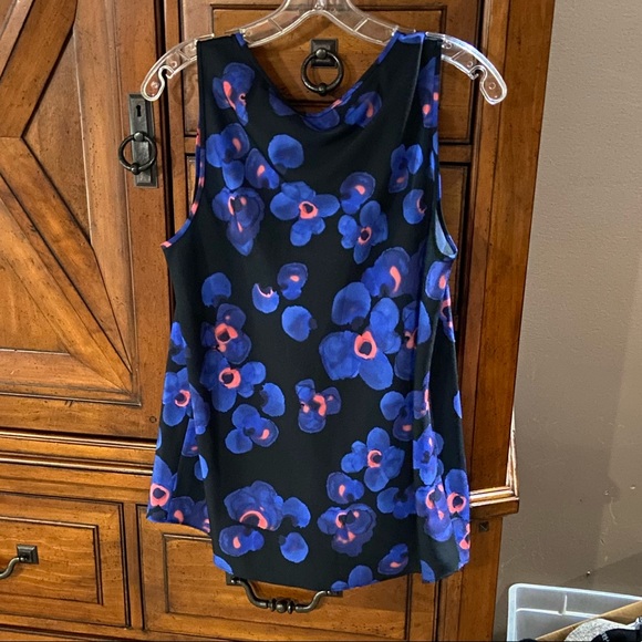 Boss top - Picture 2 of 3